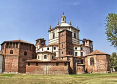 San Lorenzo Maggiore - Attraction - Colonne di San Lorenzo, Milan MI, Italy San Lorenzo Maggiore - Attraction - Colonne di San Lorenzo, Milan MI, Italy
