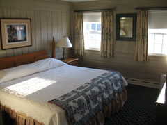 The Coonamessett Inn - Hotel - 311 Gifford Street, Falmouth, MA The Coonamessett Inn - Hotel - 311 Gifford Street, Falmouth, MA