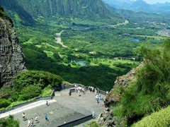 Pali lookout - Attraction - Nuuanu Pali Dr, Honolulu, H.I., United States
