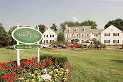 Wooster Inn - Hotel - 801 E Wayne Ave, Wooster, OH, USA