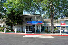 Motel 6 Oakland - Hotel - 1801 Embarcadero, Oakland, CA, 94606 Motel 6 Oakland - Hotel - 1801 Embarcadero, Oakland, CA, 94606