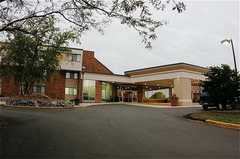 Holiday Inn Hotel & Suites - Hotel - 75 37th Avenue South, St. Cloud, MN, United States