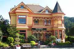Gingerbread Mansion - Hotel - 400 Berding St, Ferndale, CA, United States