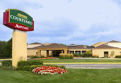 Courtyard by Marriott: Arlington Heights South - Hotel - 100 W Algonquin Rd, Arlington Hts, IL, United States