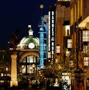 DINING/SHOPPING - The Grove - Shopping - 189 The Grove Drive, Los Angeles, CA, United States DINING/SHOPPING - The Grove - Shopping - 189 The Grove Drive, Los Angeles, CA, United States
