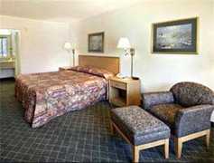 Days Inn Bradenton - Hotel - 3506 1st Street West, Bradenton, FL, United States