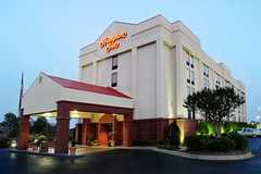 The Hampton Inn Woodruff Rd. - Accomodations - 15 Park Woodruff Dr, Greenville, SC, 29607