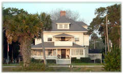 Night Swan Bed and Breakfast - Hotel - 512 S Riverside Dr, New Smyrna Beach, FL, 32168 Night Swan Bed and Breakfast - Hotel - 512 S Riverside Dr, New Smyrna Beach, FL, 32168
