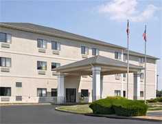 Days Inn Hotels: St. Louis/Collinsville - Hotel - 12 Commerce Drive, Collinsville, IL, United States