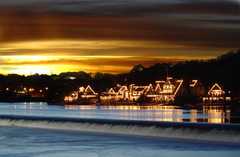 Bachelors Boat House - Attraction - Boathouse Row, Philadelphia, Pennsylvania, US