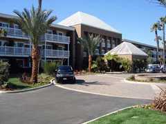 The Portofino Hotel & Yacht Club - Hotel - 260 Portofino Way, Redondo Beach, CA, United States