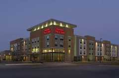 Hampton Inn & Suites - Hotel - 1212 Cuming Street, Omaha, Nebraska, 68102, USA