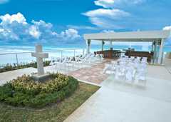 Zenia and Pedro's Wedding in Puerto Juárez, Quintana Roo, Mexico