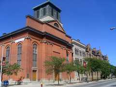 629 East Jefferson Detroit Wedding In July
