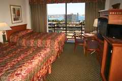 Best Western Bayside Inn - Hotel - 555 W Ash St, San Diego, CA, 92101