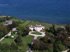 Amy and Vaughn's Wedding in Newport, Rhode Island, USA