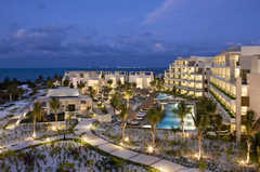 Maritza M. and Virgil A.'s Wedding in Isla Mujeres, Mexico