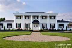 Liberty Hills Wedding In August in Excelsior Springs, MO, USA
