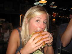 Cheeseburger in Paradise - Restaurant - 811 Front St, Lahaina, HI, 96761
