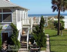 2 B Street St. Augustine Wedding In September in Vilano Beach, FL, USA