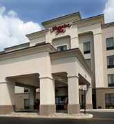 Chesapeake City Wedding In May in Chesapeake City, MD, USA