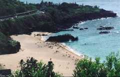 Waimea Bay - Take a trip to the North Shore - Waimea Bay, US Waimea Bay - Take a trip to the North Shore - Waimea Bay, US
