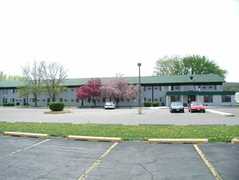 Days Inn - Hotel - 420 Cottonwood Dr, Winona, MN, 55987