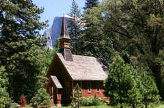 Yosemite Valley Wedding In May in Mariposa, CA, USA Yosemite Valley Wedding In May in Mariposa, CA, USA
