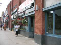 Johnny Farina Restaurant - Restaurant - 216 Elgin Street, Ottawa, ON, Canada
