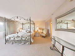 Poughkeepsie Grand Hotel - Hotel - 40 Civic Center Plaza, Poughkeepsie, NY, 12601, US