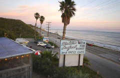 Malibu Fish & Seafood - Restaurant - 25653 pacific coast highway, Malibu, CA, United States Malibu Fish & Seafood - Restaurant - 25653 pacific coast highway, Malibu, CA, United States