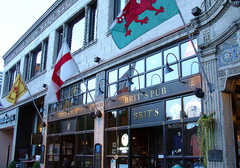 Brit's Pub - Restaurant - 1110 Nicollet Ave, Minneapolis, MN, USA Brit's Pub - Restaurant - 1110 Nicollet Ave, Minneapolis, MN, USA