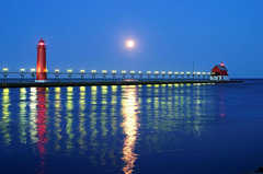 Grand Haven State Park - Attraction - 1001 S Harbor Dr, Grand Haven, MI, United States