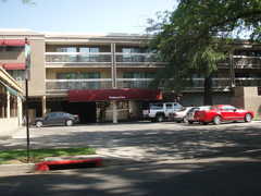 Hallmark Inn - Hotel - 110 F St, Davis, CA, 95616