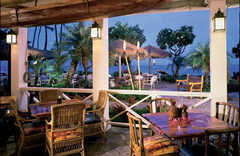 Hula Grill - Drinks, Food & Fun - 2435 Kaanapali Pkwy, Lahaina, HI, United States