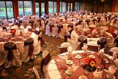 Peninsula Lakes Golf Course Wedding In October in Port Colborne, ON, Canada Peninsula Lakes Golf Course Wedding In October in Port Colborne, ON, Canada